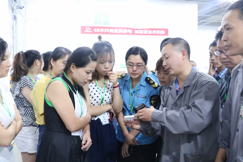 新都区疫苗配送、使用单位责任约谈暨培训会在皇家国际官网药业举行！